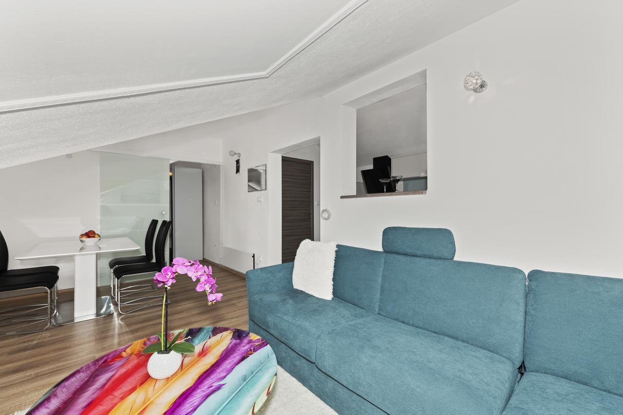Nikola Apartment Trogir