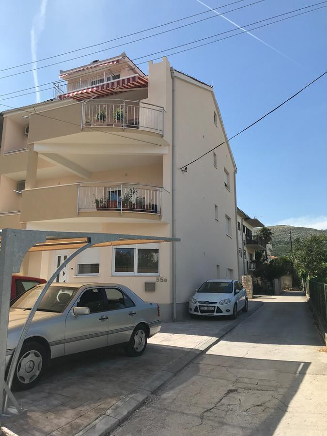 Apartment Nikola Trogir